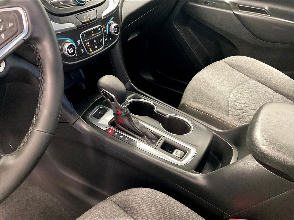 Used 2024 White Chevrolet LT image 21