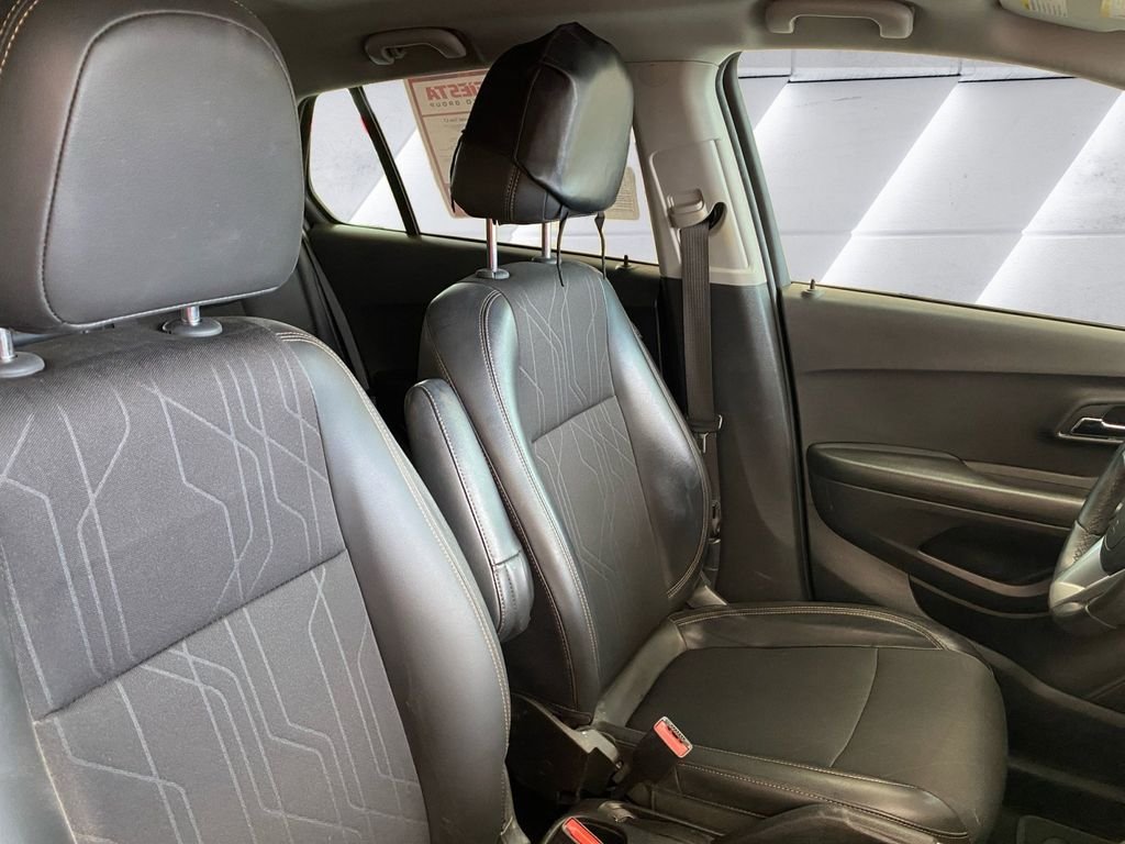 Used 2021 Red Chevrolet LT image 14