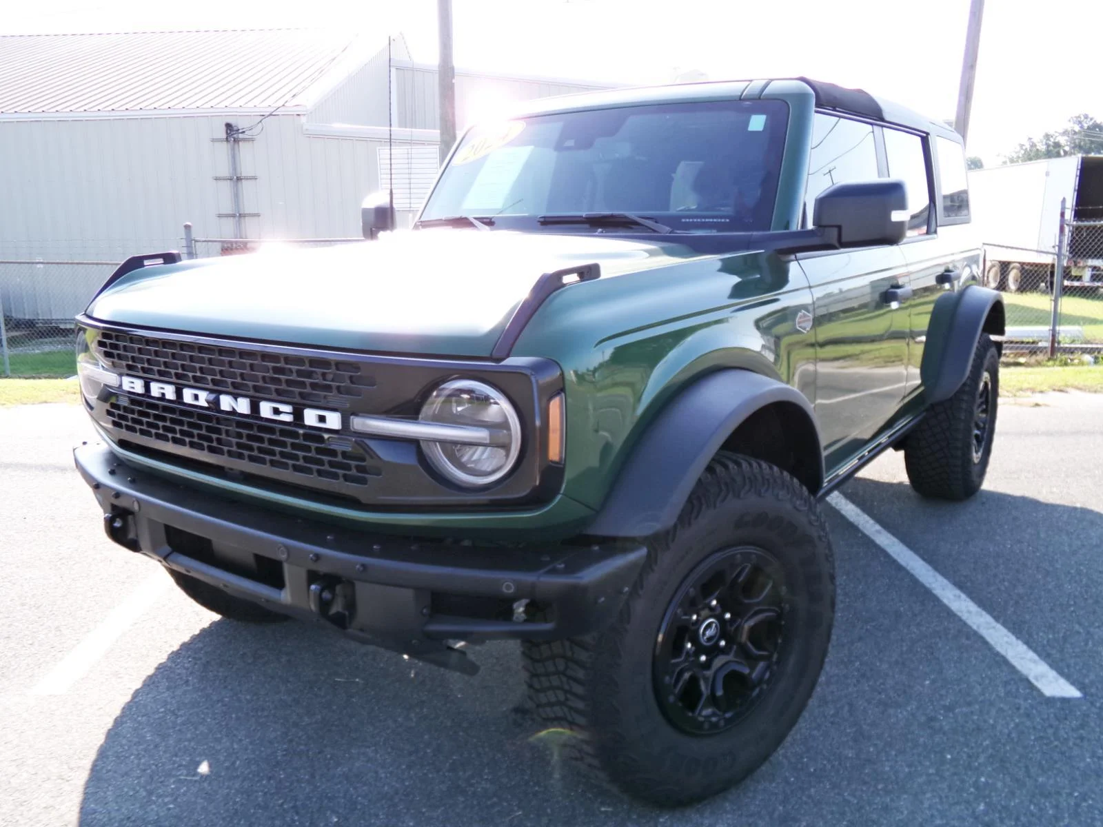 2024 Ford Bronco Wildtrak 4x4's photo