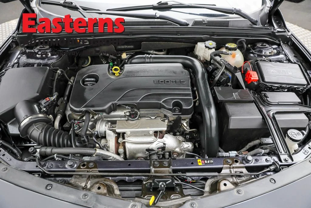 Used 2023 Gray Chevrolet LT image 7