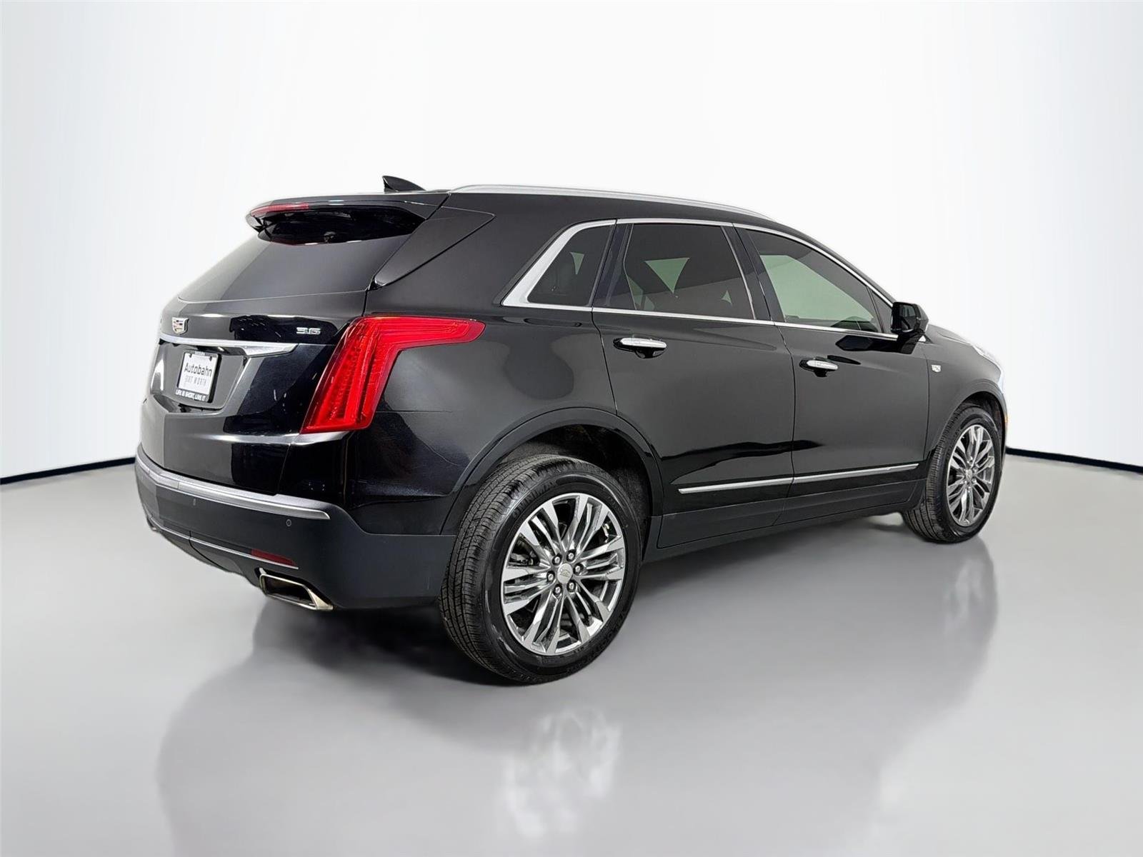 Used 2017 Stellar Black Metallic Cadillac Premium Luxury FWD image 5