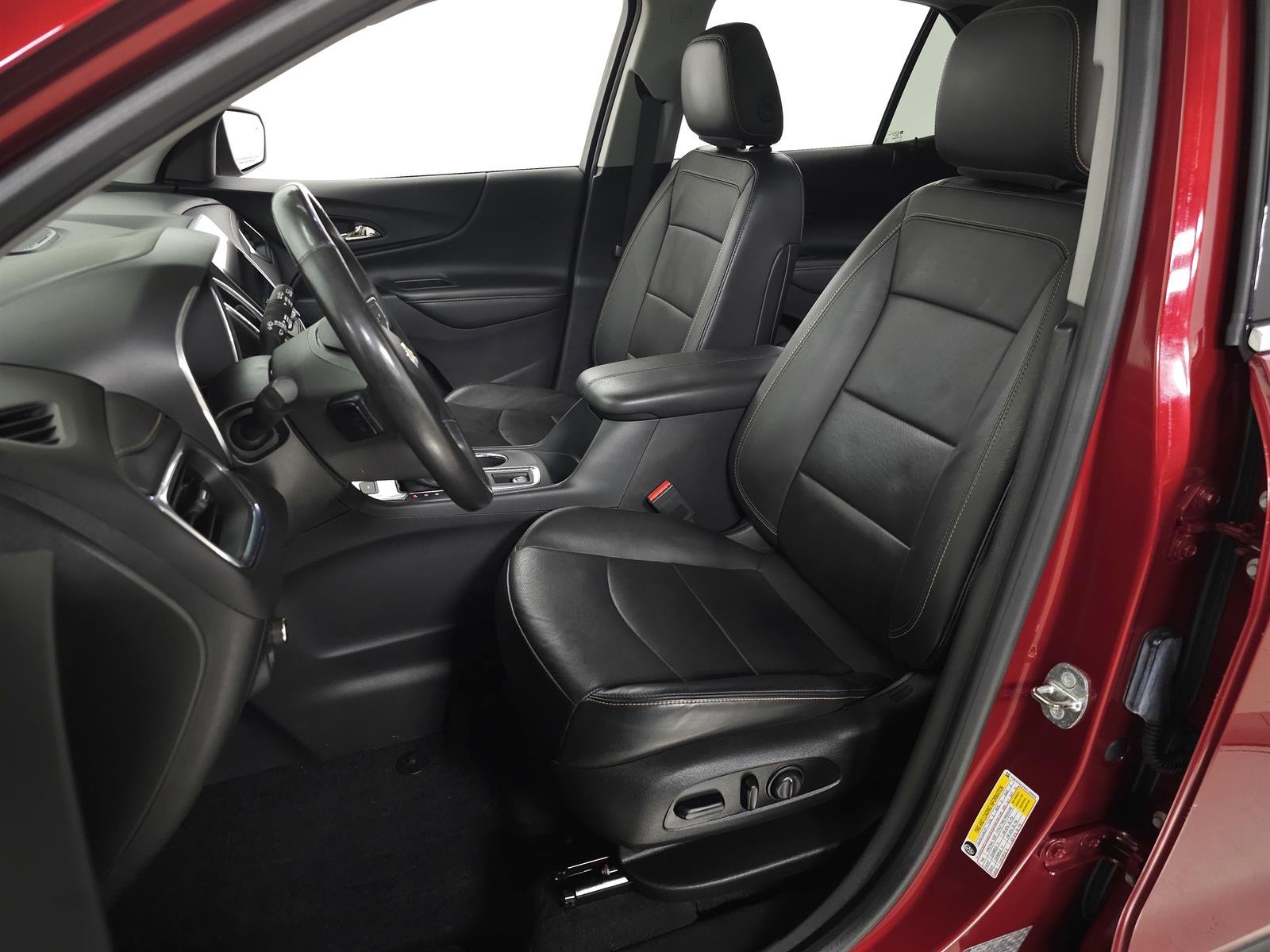 Used 2019 Red Chevrolet Premier image 18