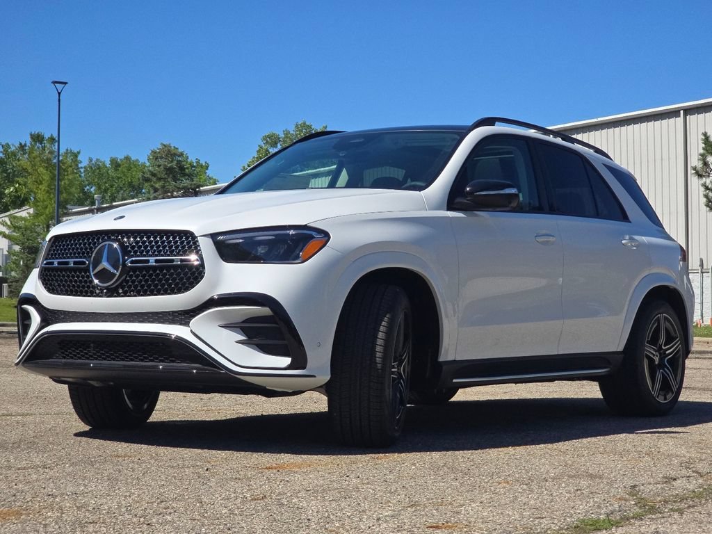 New 2026 MANUFAKTUR Moonlight White Metallic Mercedes-Benz GLE 350 image 52