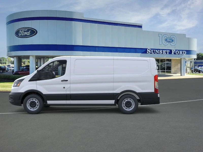 New 2026 Oxford White Ford Base image 3