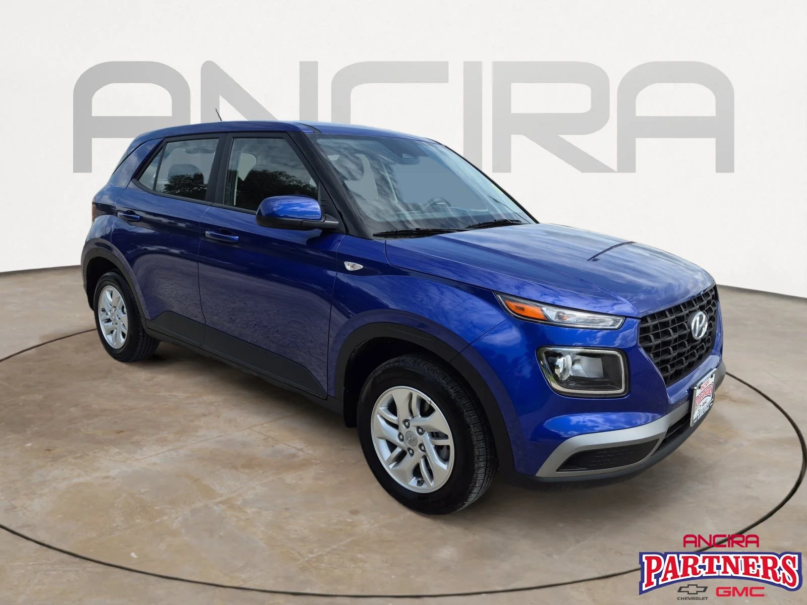 Used 2025 Intense Blue Hyundai SE image 1