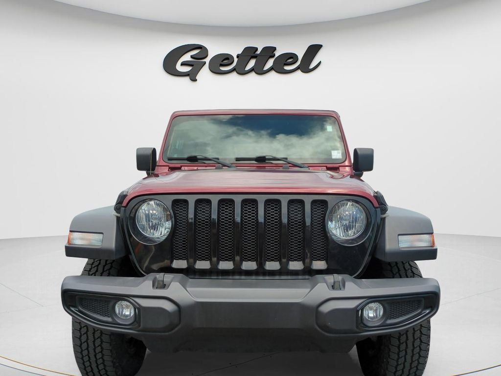Used 2021  Jeep Unlimited Willys image 2