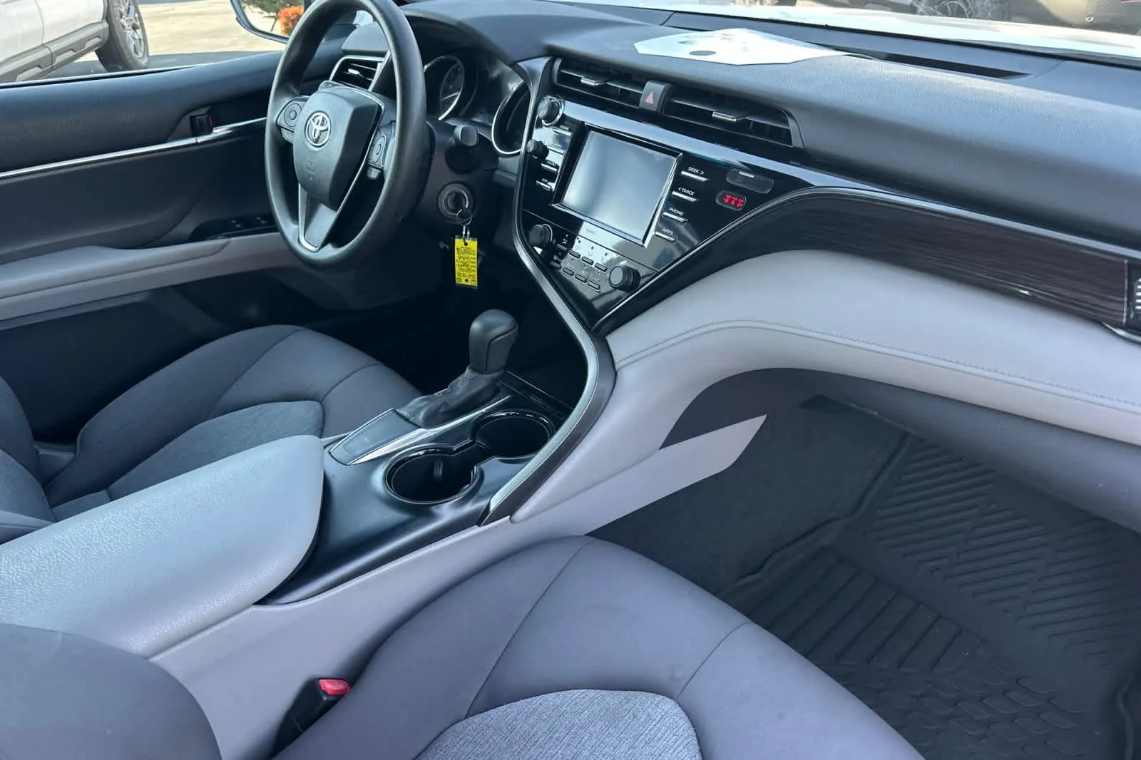 Used 2020 Super White Toyota LE image 16