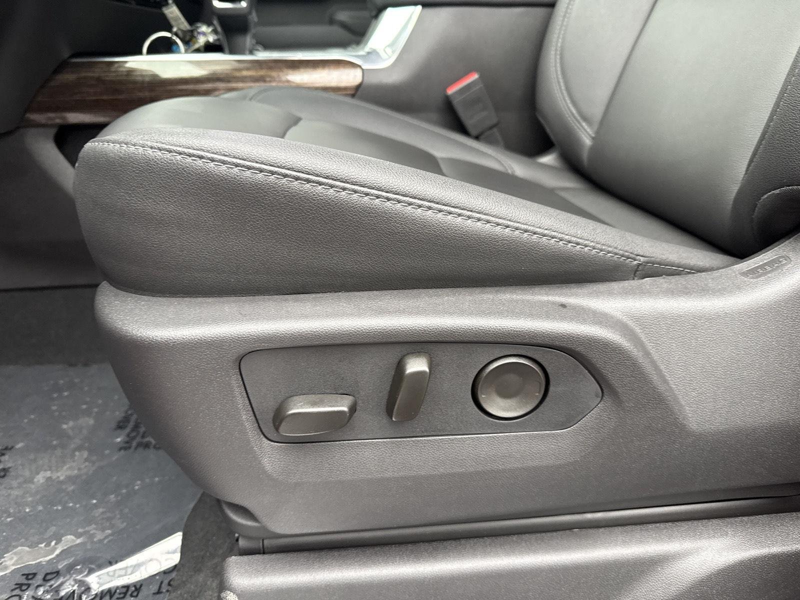 Used 2026 Cardinal Red GMC Elevation image 13