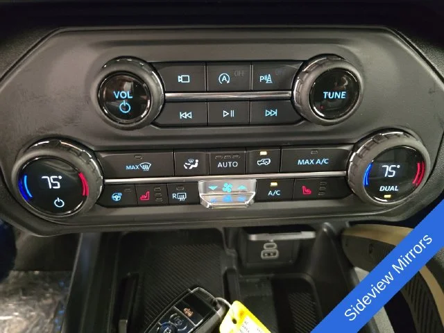 New 2026 Carbonized Gray Metallic Ford Badlands® image 32