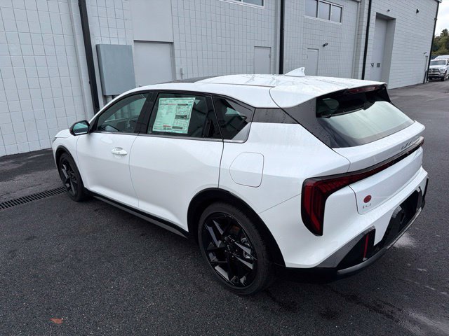 New 2026 Snow White Pearl Kia GT-Line Turbo image 5