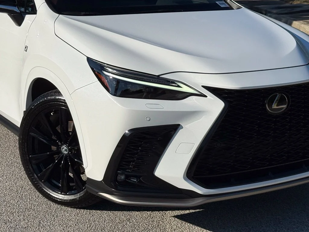 Used 2026 White Lexus 350 F SPORT Handling image 4