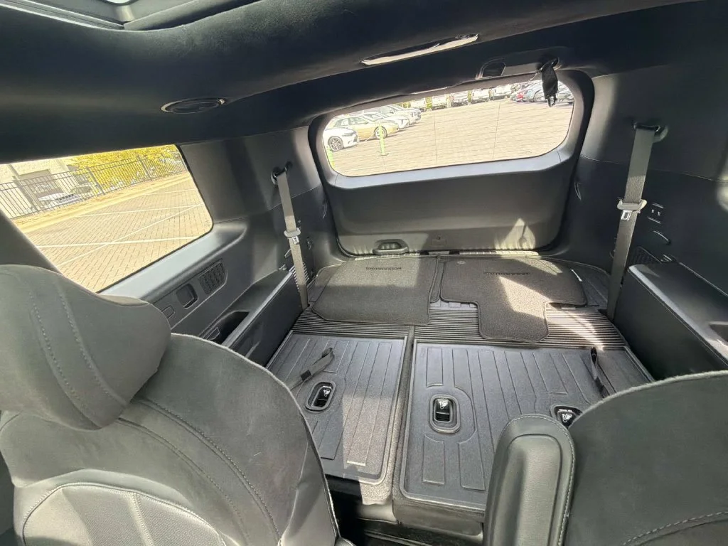 Used 2027 Black Kia SX-Prestige image 26