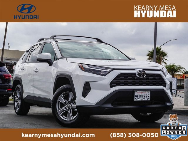 2024 Toyota RAV4 XLE