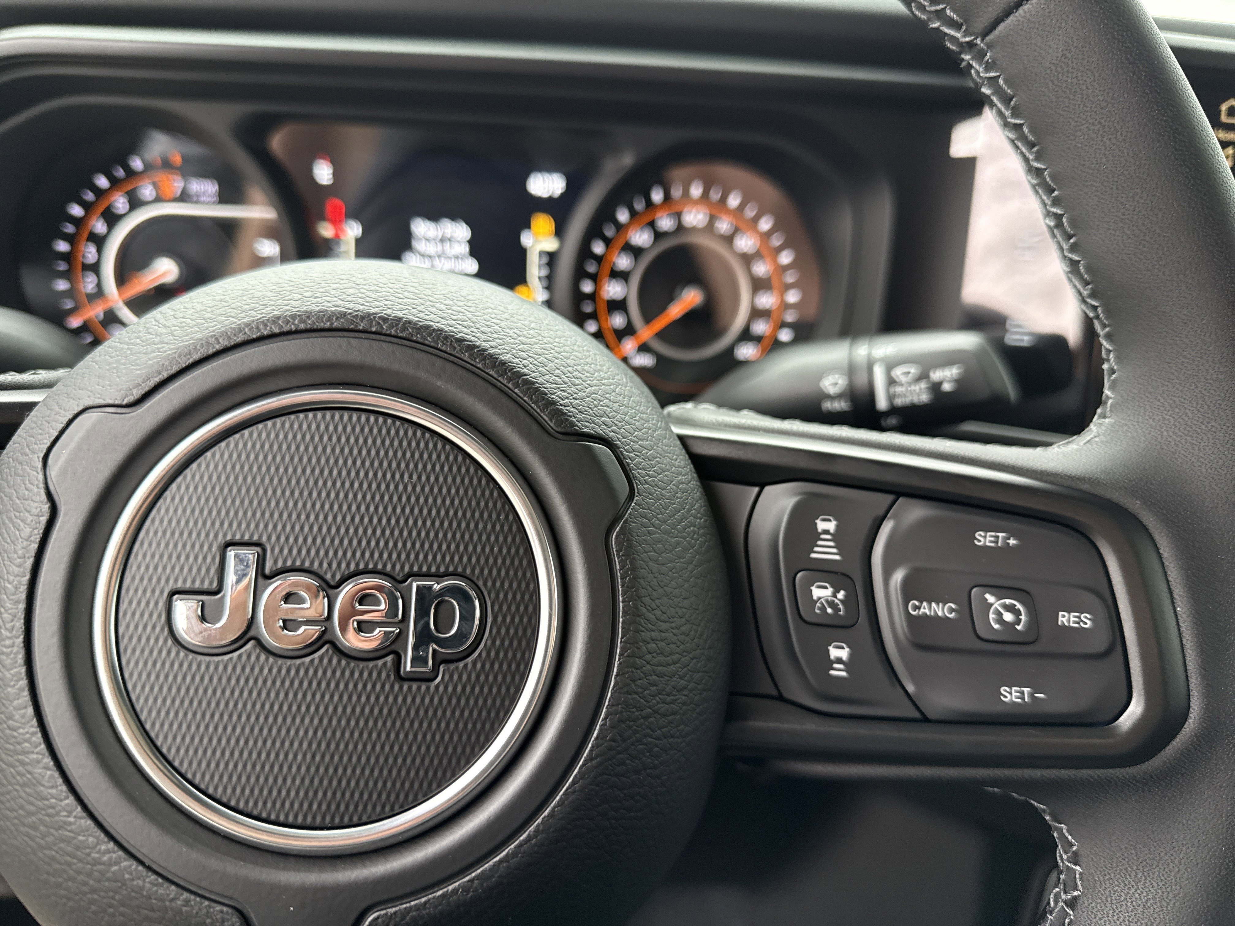 New 2026 Reign Jeep Rubicon X image 27