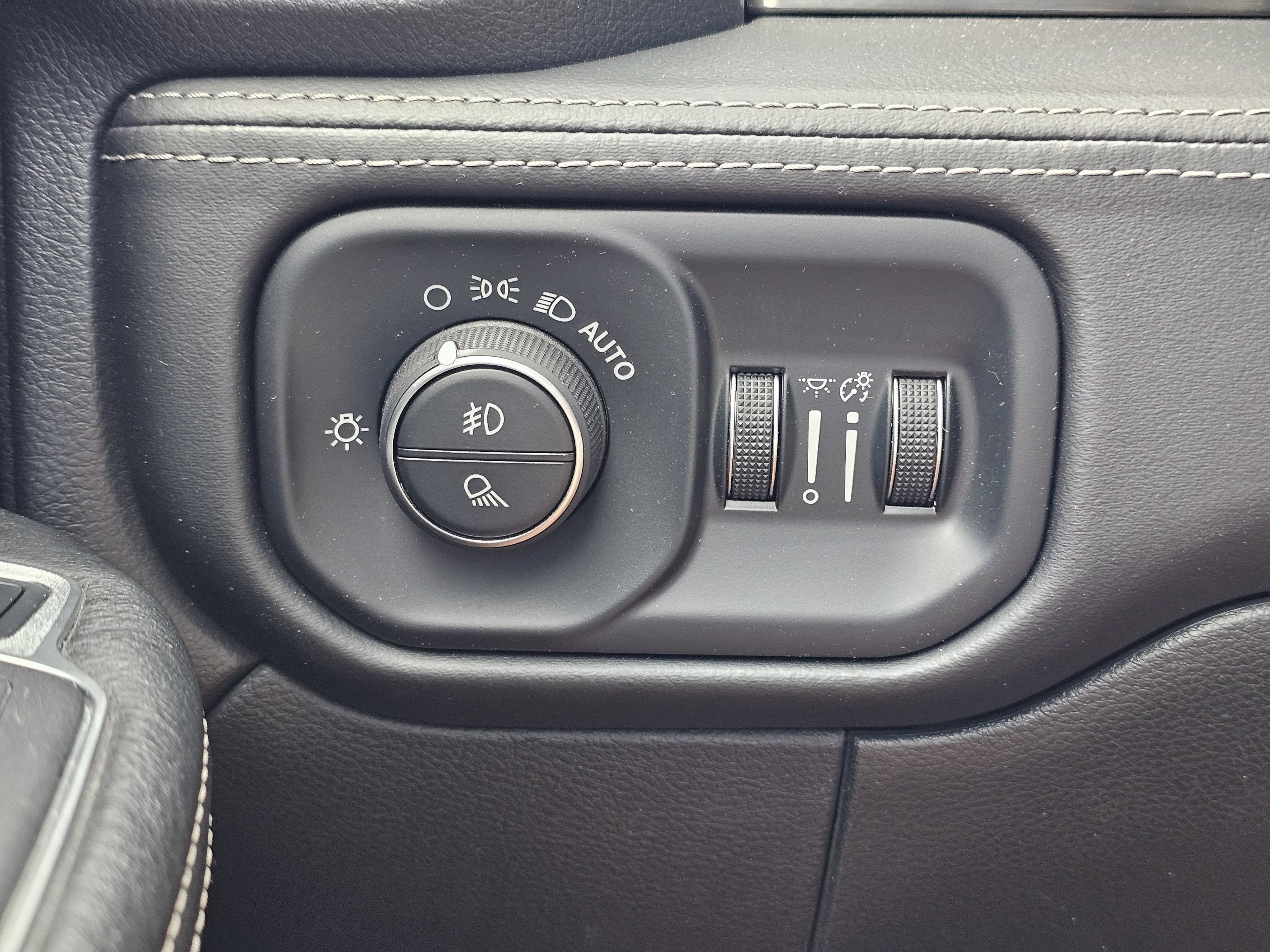 2020 RAM Ram 2500 Pickup Laramie Limited - Photo 20