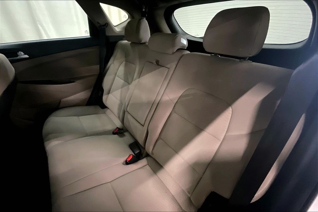 Used 2020 White Hyundai SEL image 25