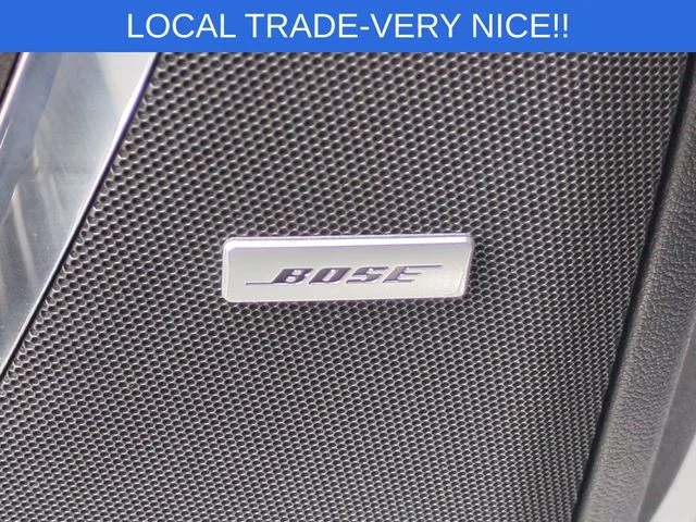 Used 2023 White GMC AT4 image 36