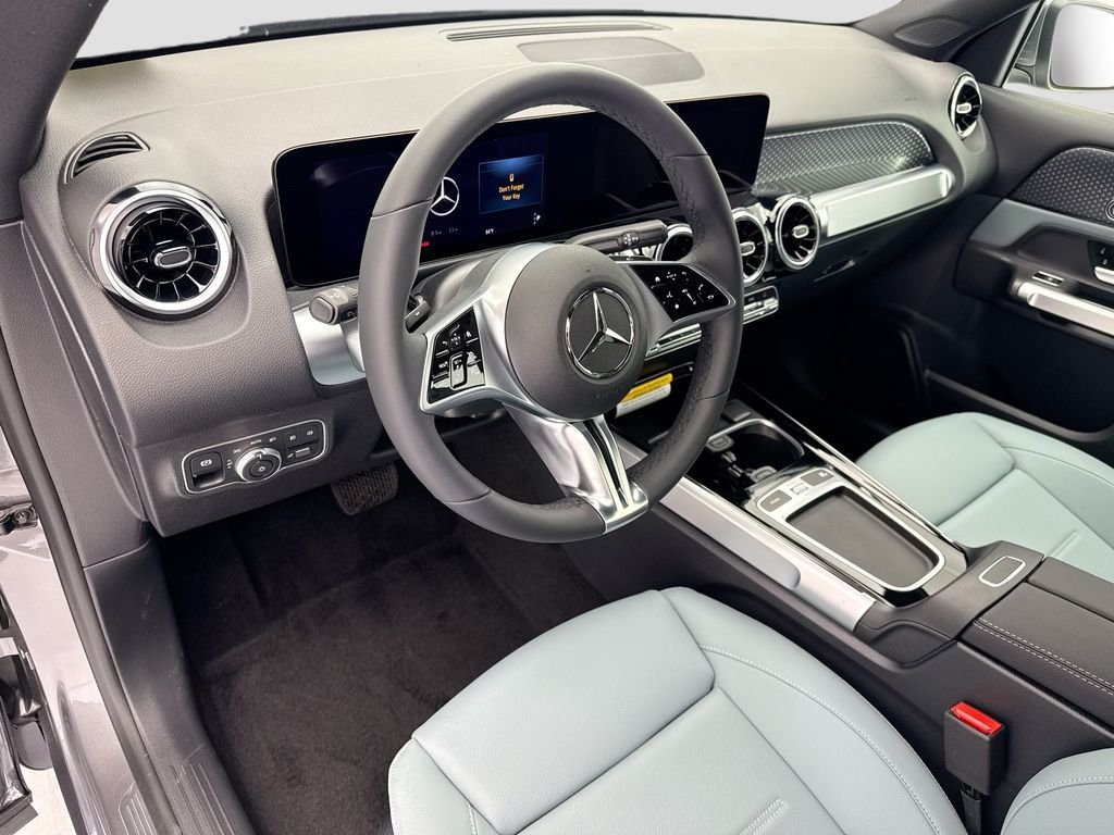 New 2026 Mountain Grey Metallic Mercedes-Benz GLB 250 image 9