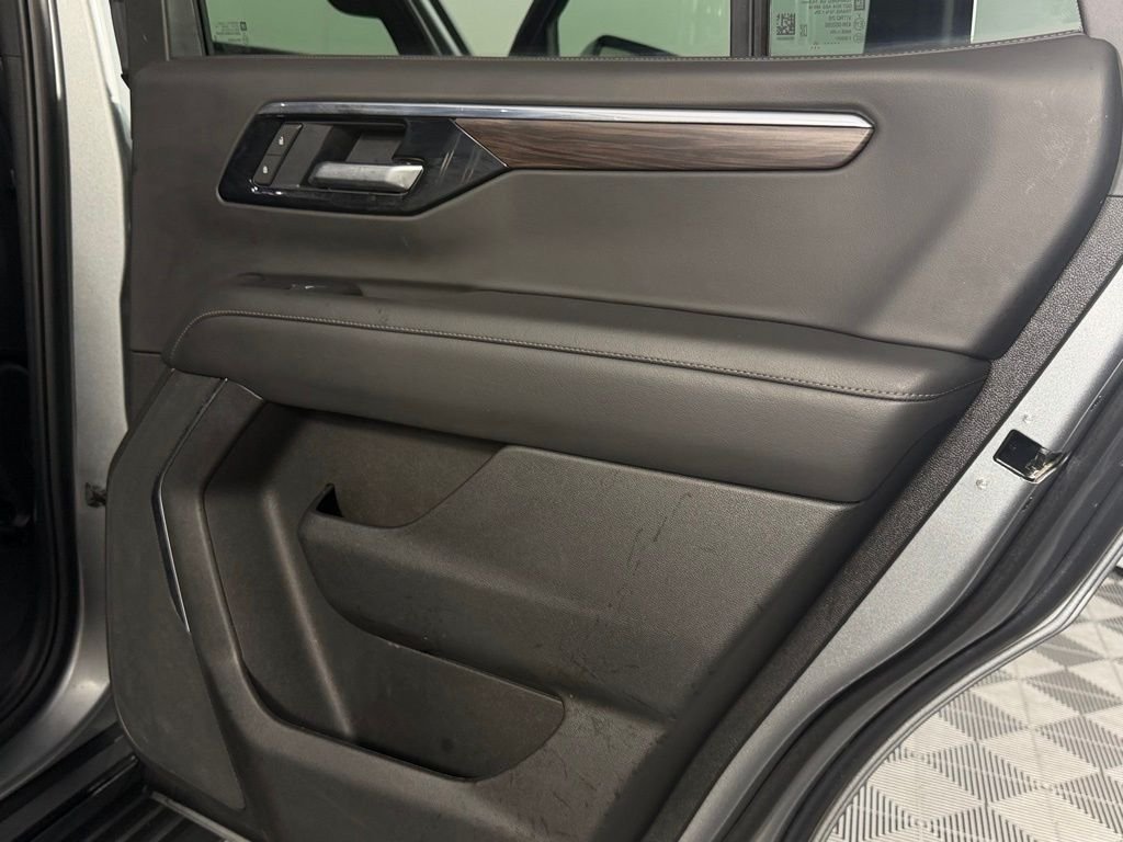 Used 2025 Sterling Gray Metallic Chevrolet LT image 26