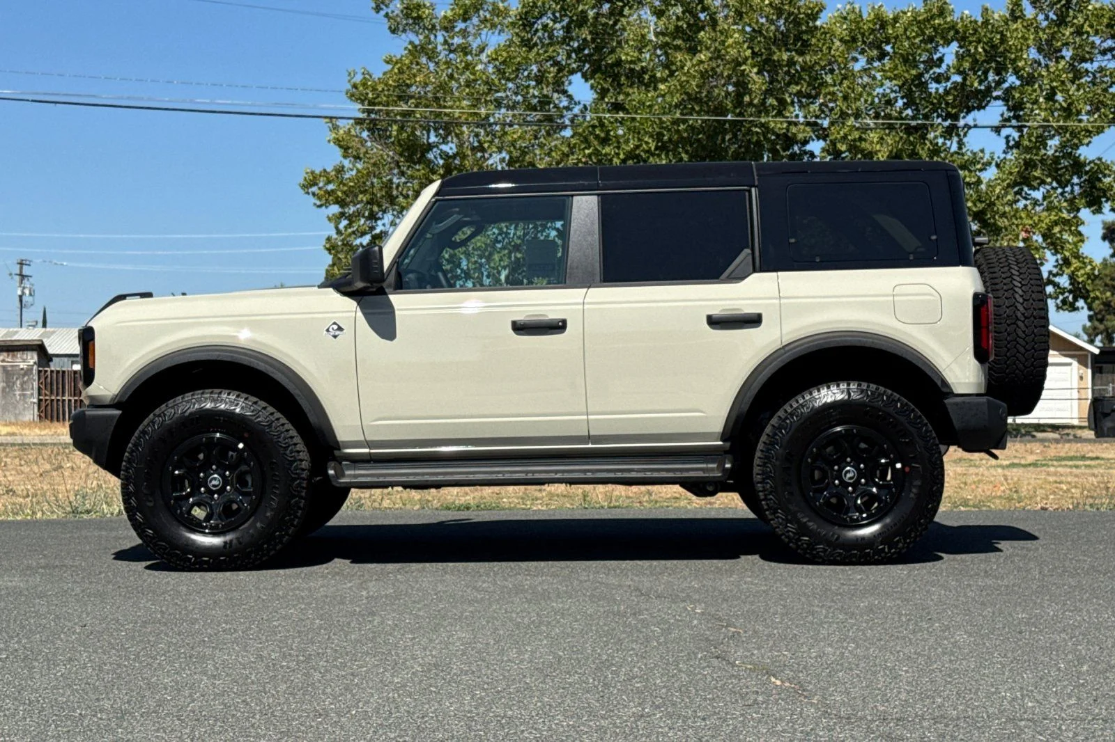 New 2026 Desert Sand Ford Outer Banks® image 8
