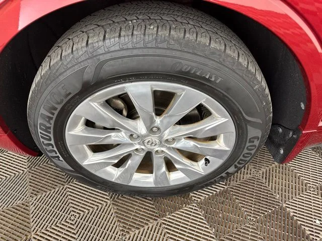 Used 2017 Red Buick Essence image 31