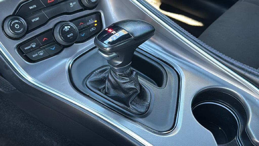 Used 2021 Gray Dodge SXT image 27