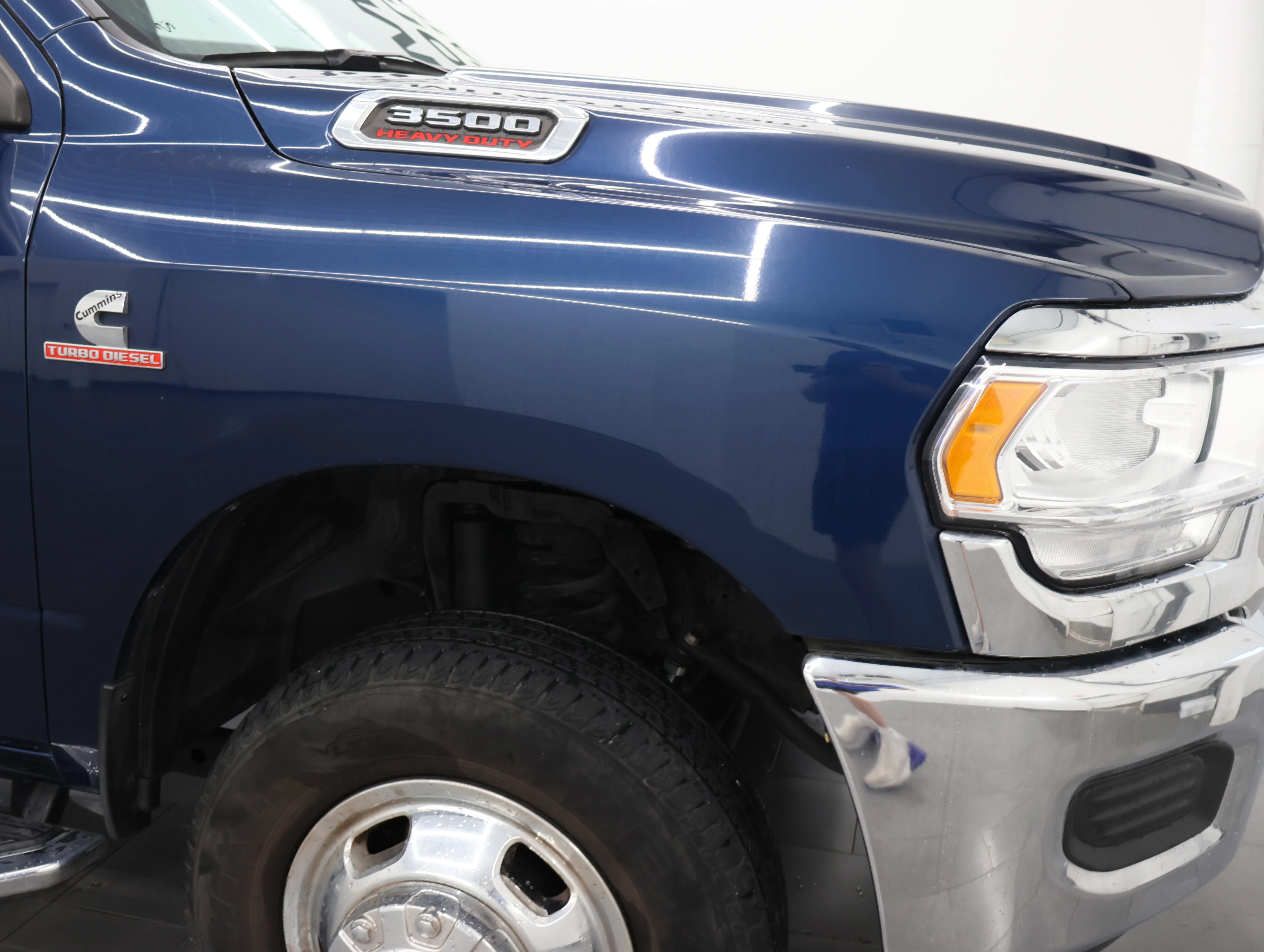Used 2022 Patriot Blue Pearlcoat Ram Tradesman image 23