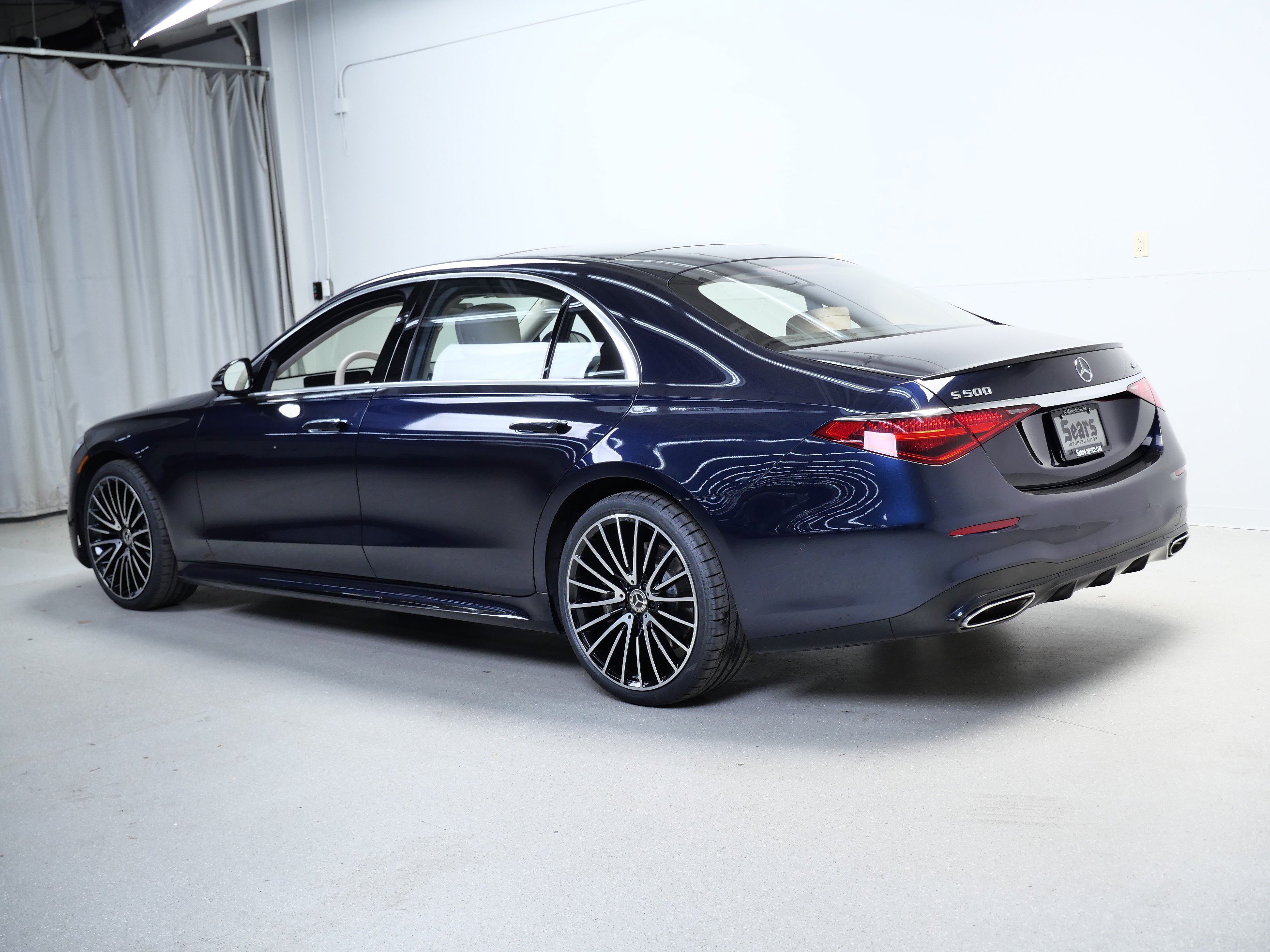 Used 2022 Nautical Blue Metallic Mercedes-Benz S 500 image 11
