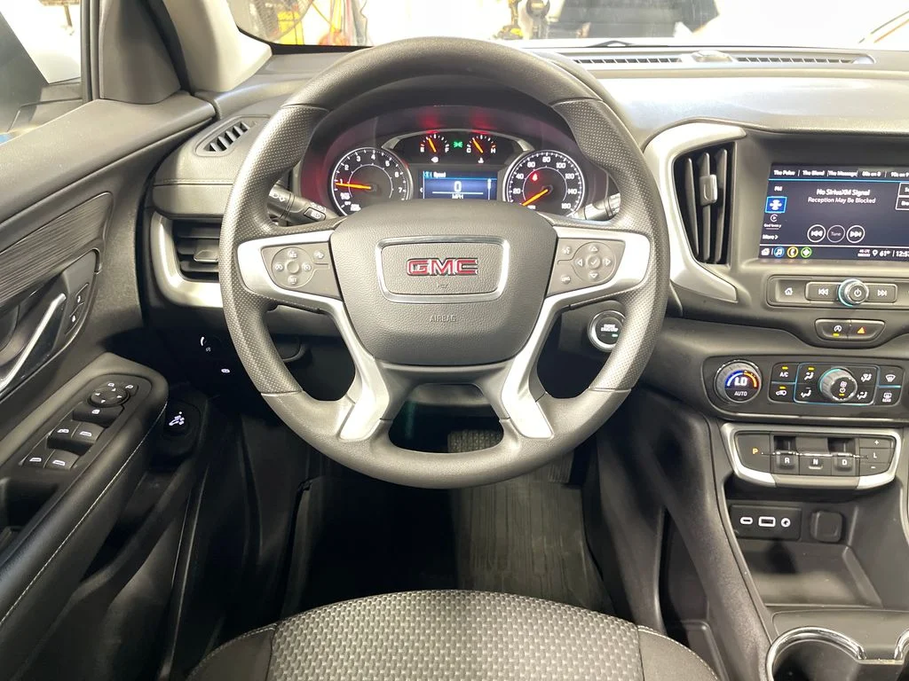 Used 2024 White GMC SLE image 16