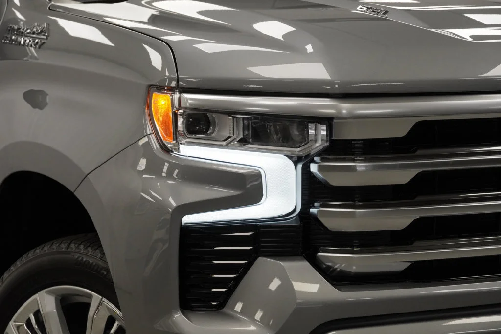 New 2026 Sterling Gray Metallic Chevrolet High Country image 31