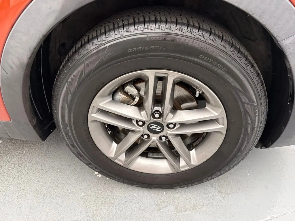 Used 2017 Copper Hyundai 2.4 Base image 15