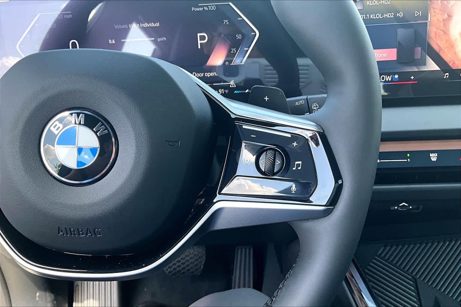 Used 2026 Skyscraper Grey Metallic BMW 30 xDrive image 21