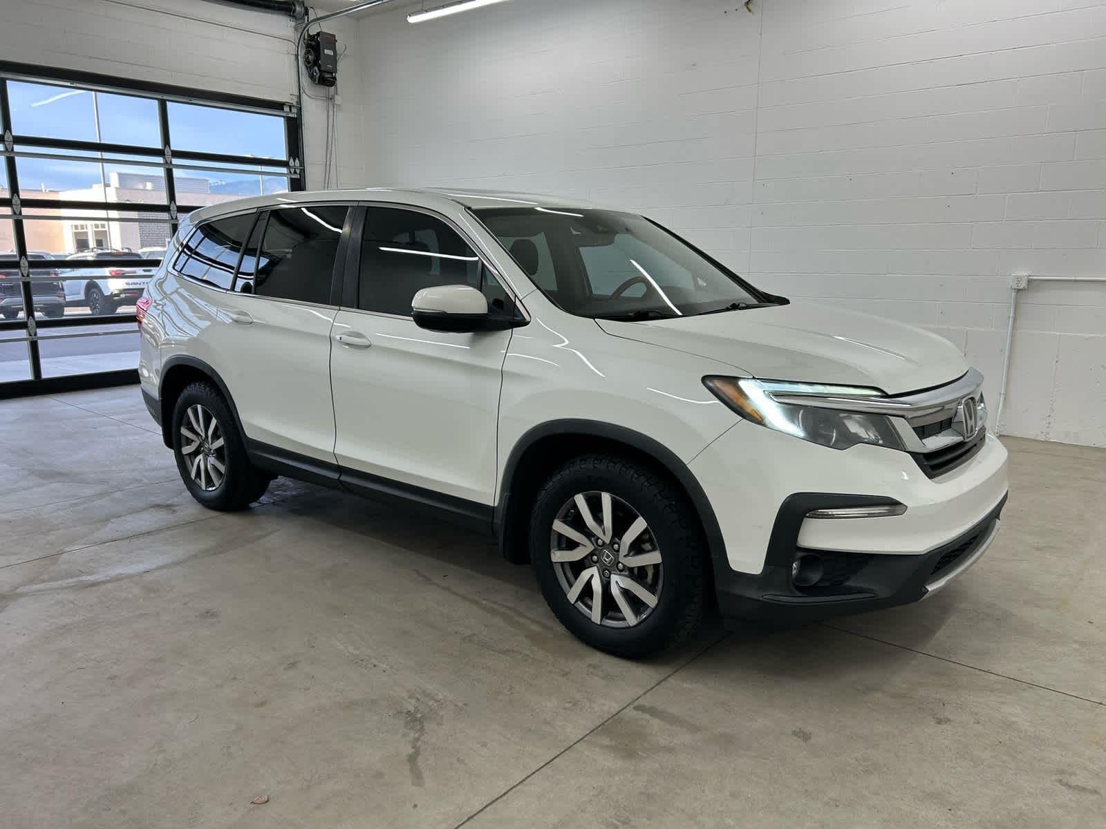 Used 2020 Platinum White Pearl Honda EX-L image 6