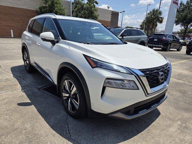 Used 2023 Pearl White Tricoat Nissan SL image 7
