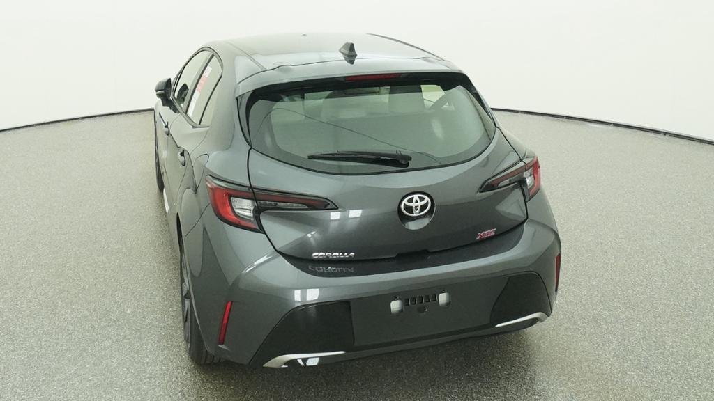 New 2026 Magnetic Gray Meta Toyota XSE image 23