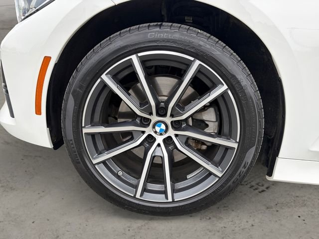 Used 2021 White BMW 330i xDrive image 9