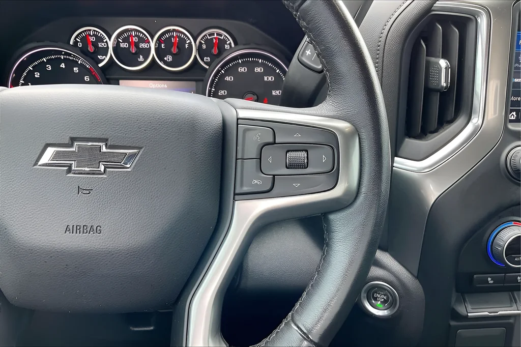 Used 2022 Silver Chevrolet RST image 11