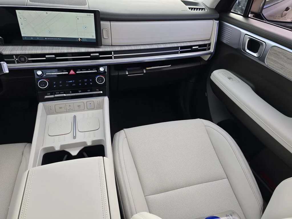 New 2026 Gray Hyundai Calligraphy image 9