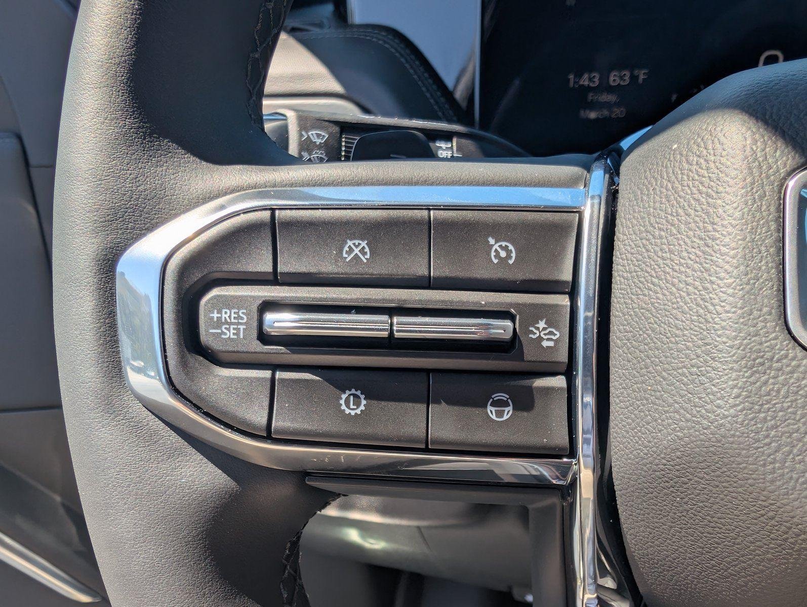 2026 GMC Yukon Denali - Photo 27