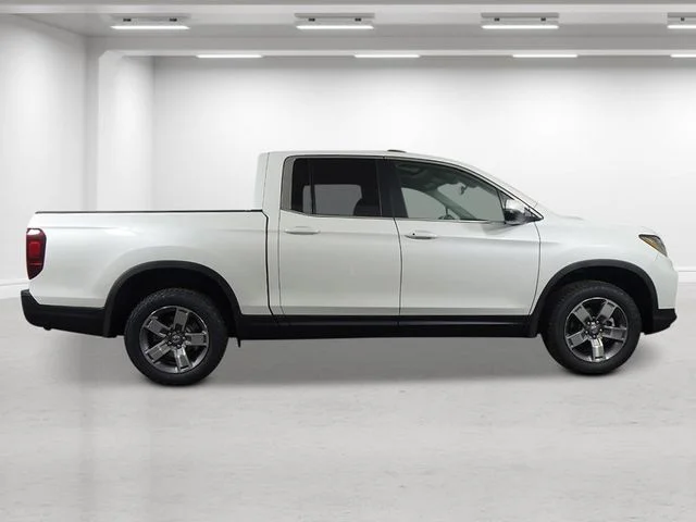 New 2026 Platinum White Pearl Honda RTL image 7