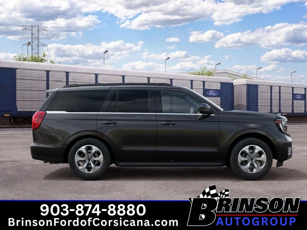 New 2027 Dark Matter Gray Metallic Ford Active image 5