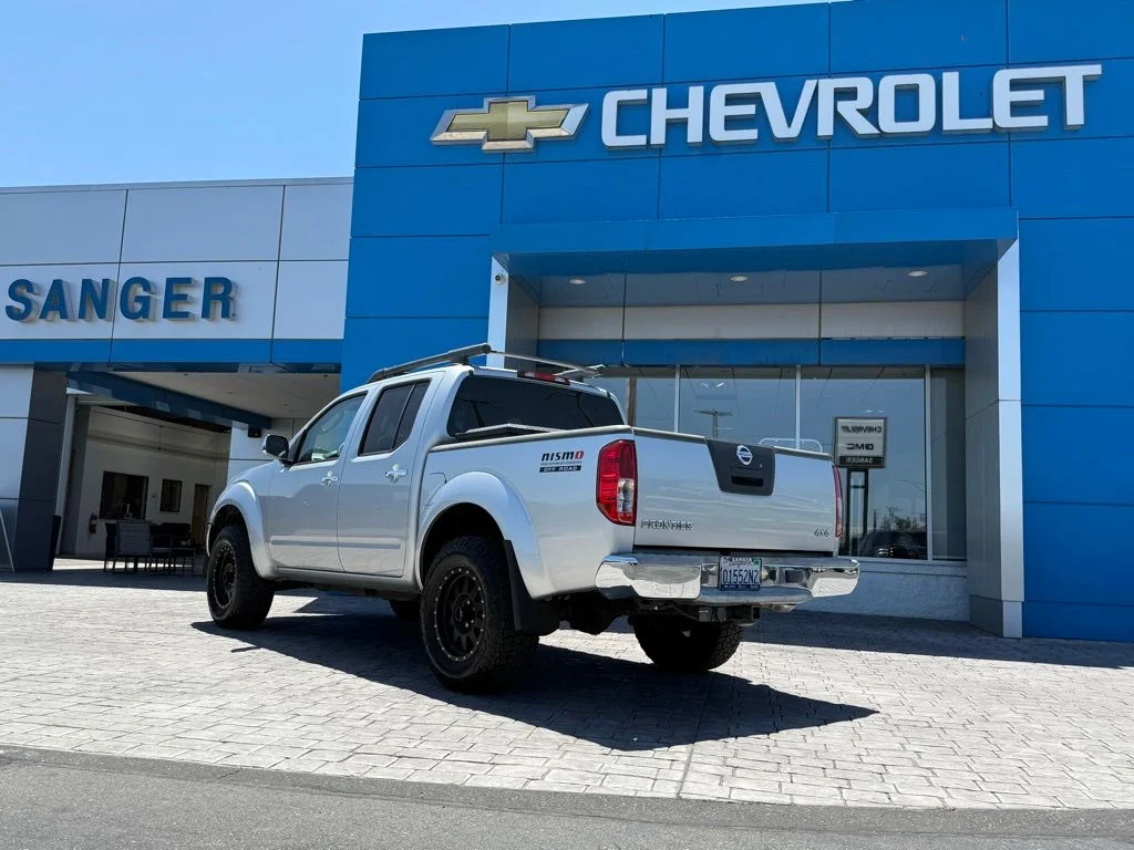 Used 2006 Silver Nissan NISMO Off-Road image 8