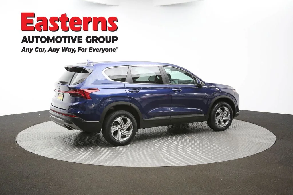 Used 2022 Blue Hyundai SE image 38