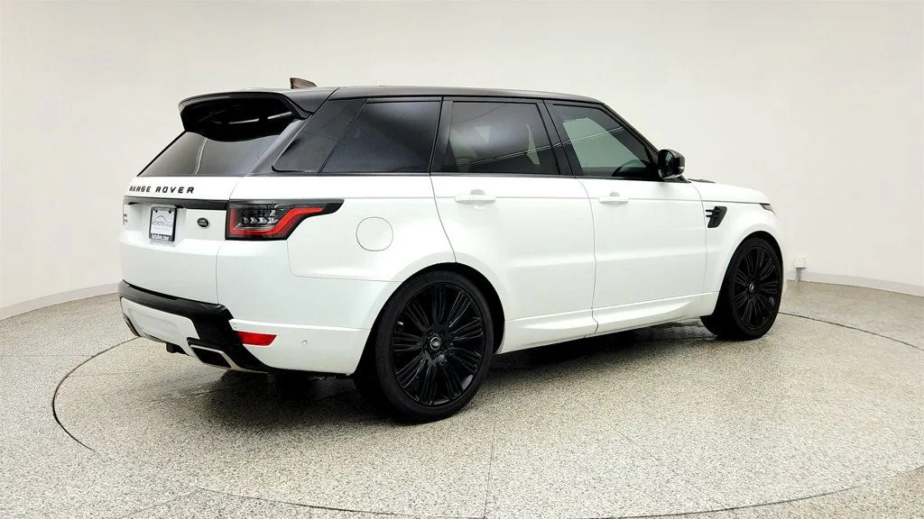 Used 2019 Fuji White Land Rover V8 Supercharged Dynamic w/ Drive Pro Pack & Meridian Audio image 5