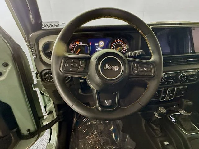 Used 2024 Gray Jeep Sport S image 11