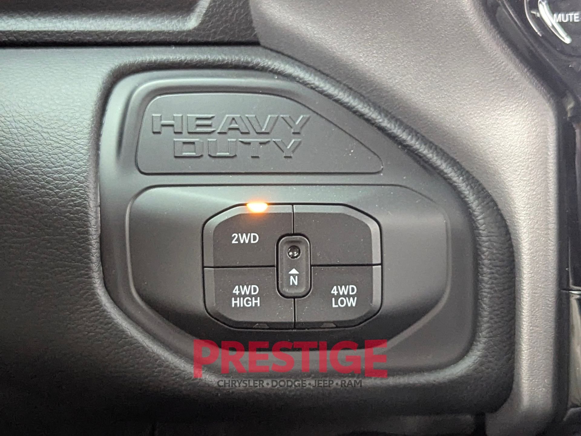 New 2026 Molten Red Pearl-Coat Exterior Paint RAM Laramie image 17