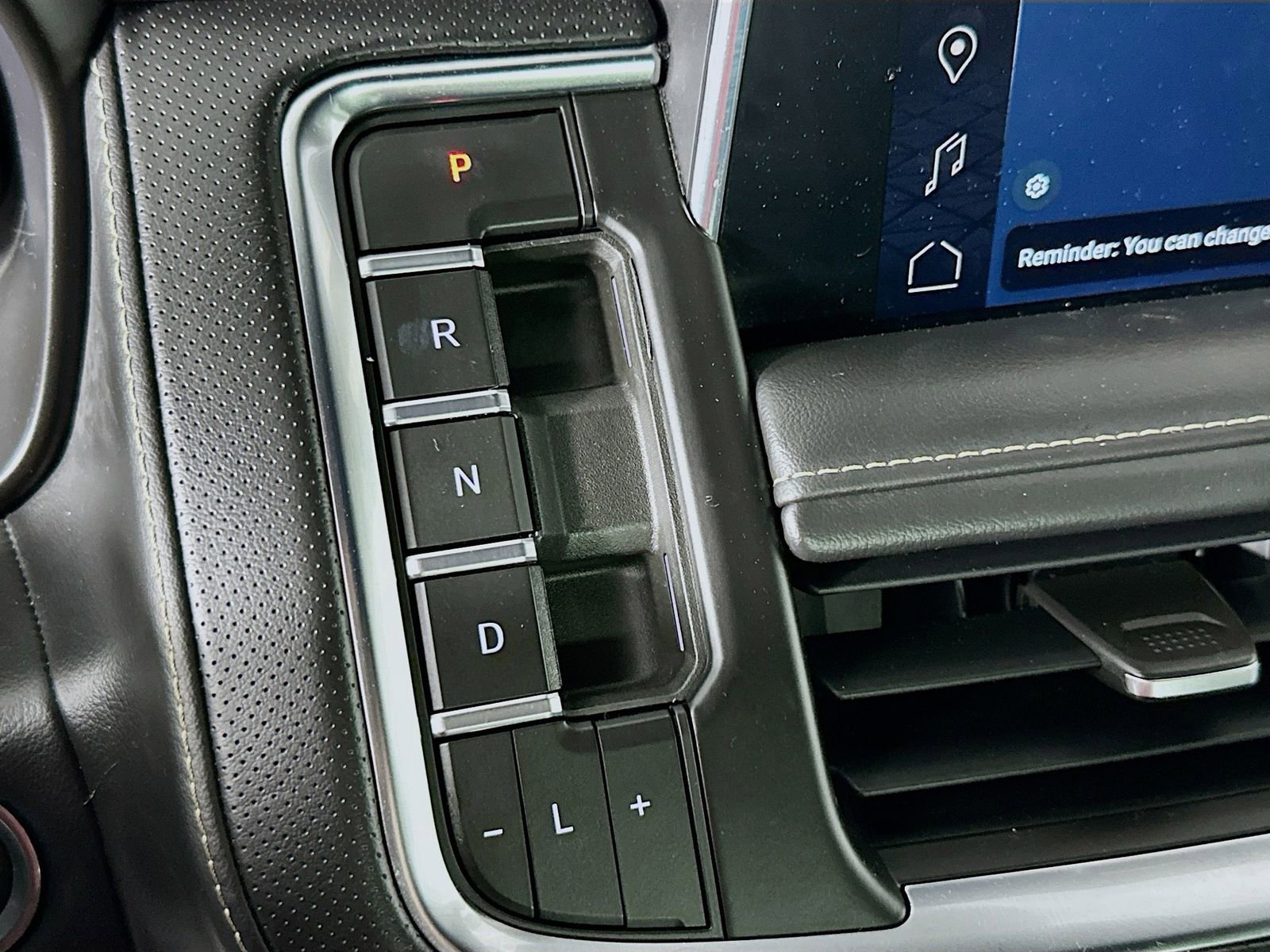 2023 GMC Yukon SLT - Photo 20
