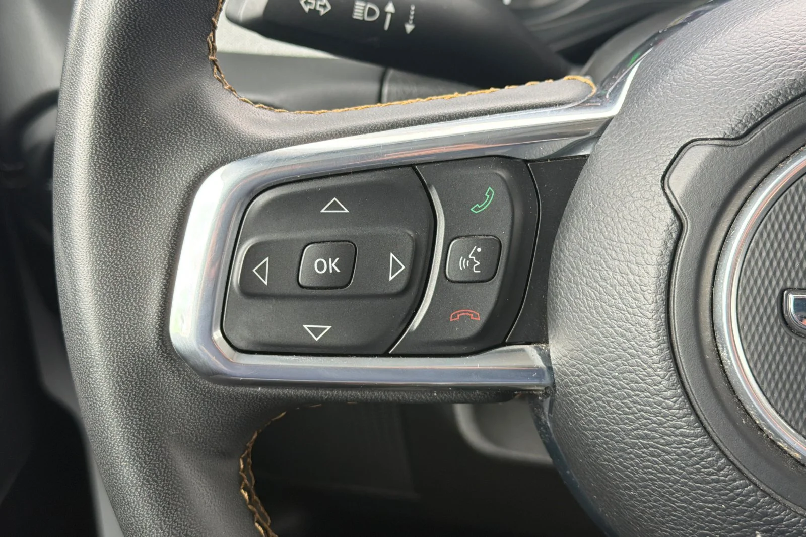 Used 2024 White Jeep Sahara 4xe image 30