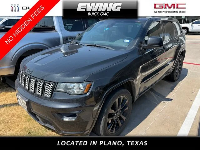 Used 2019 Black Jeep Altitude 4x4 image 1