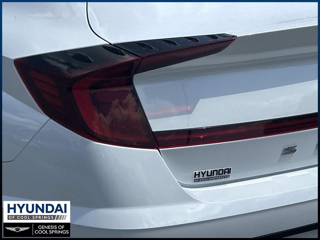 Used 2020 Gray Hyundai SEL Plus image 12